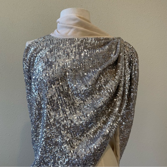 ❌SOLD❌Magda Butrym Sequin Silver Cape Blouse - Picture 8 of 10